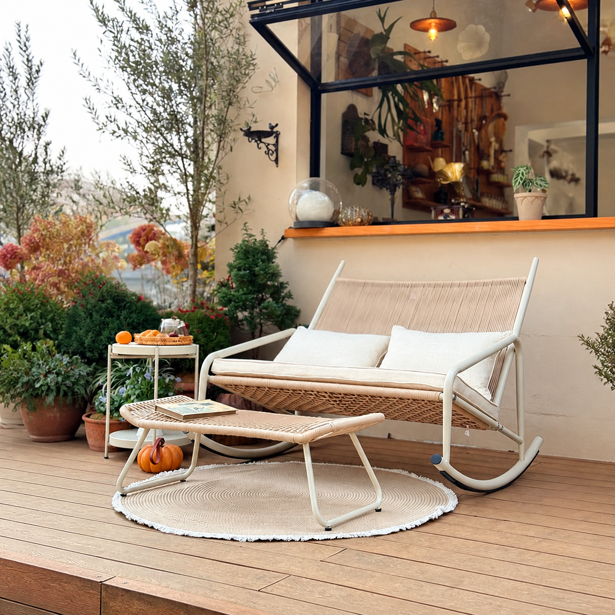 Dondolo da giardino a due posti in rattan